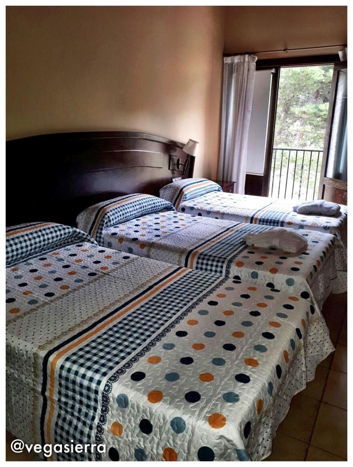 Hotel Vegasierra Bogarra エクステリア 写真